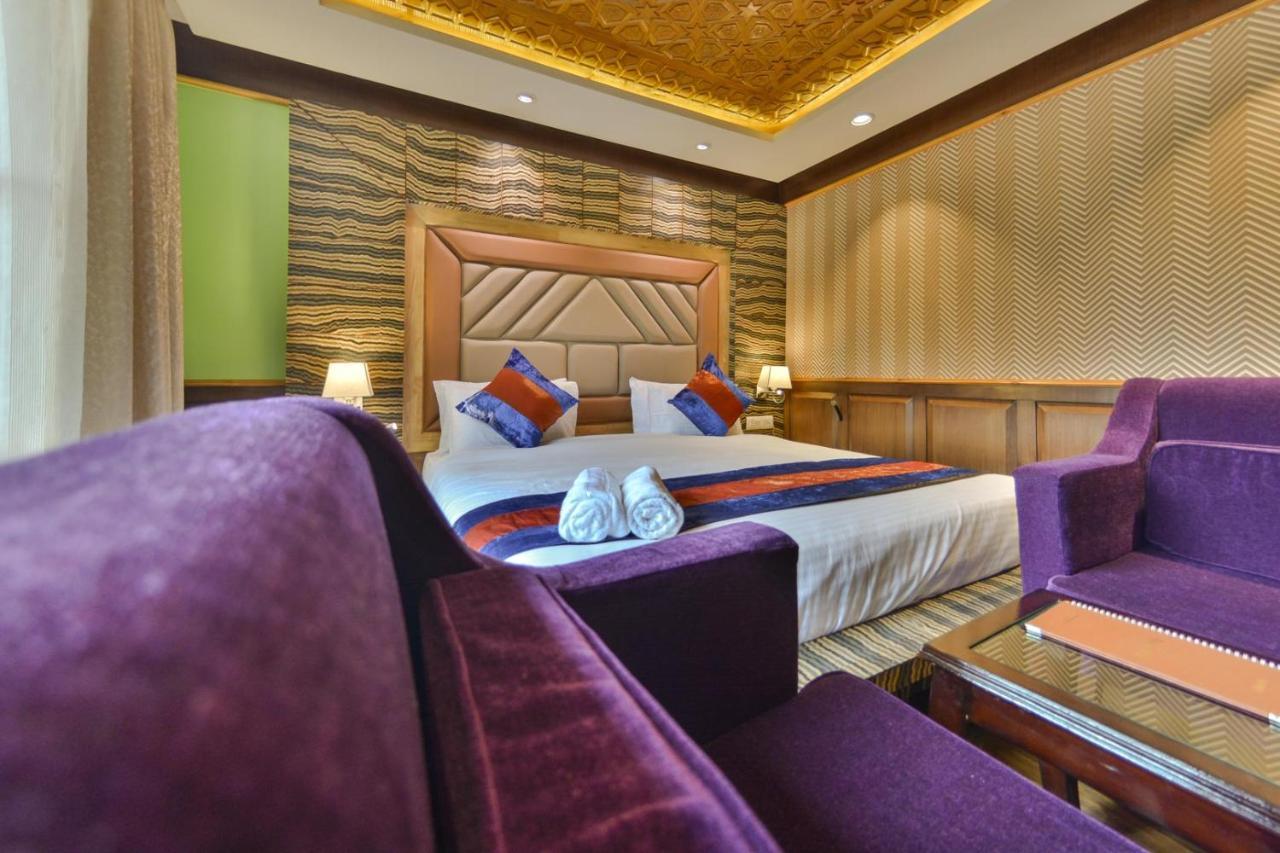 Hotel Village Walk Sonāmarg Buitenkant foto