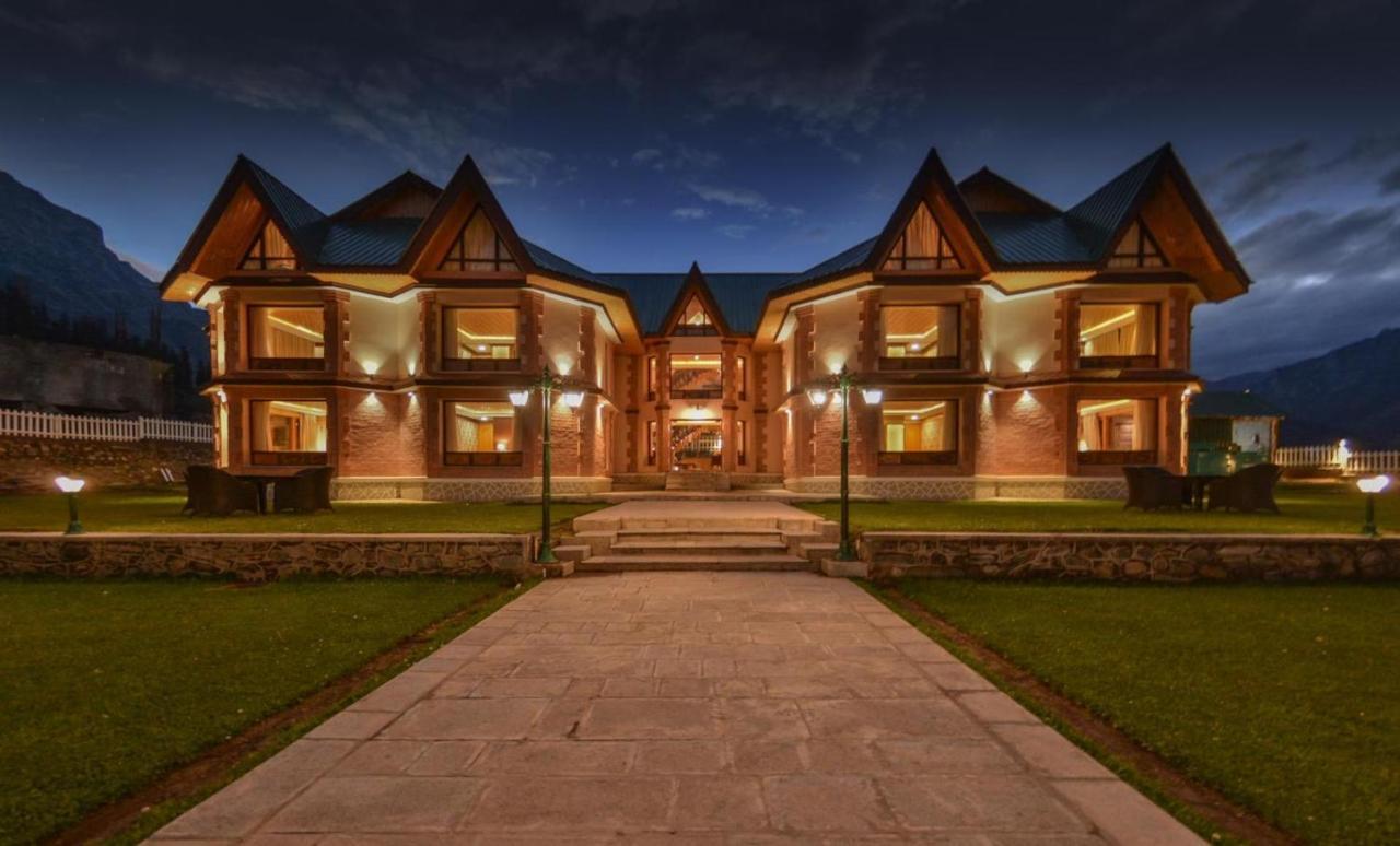 Hotel Village Walk Sonāmarg Buitenkant foto